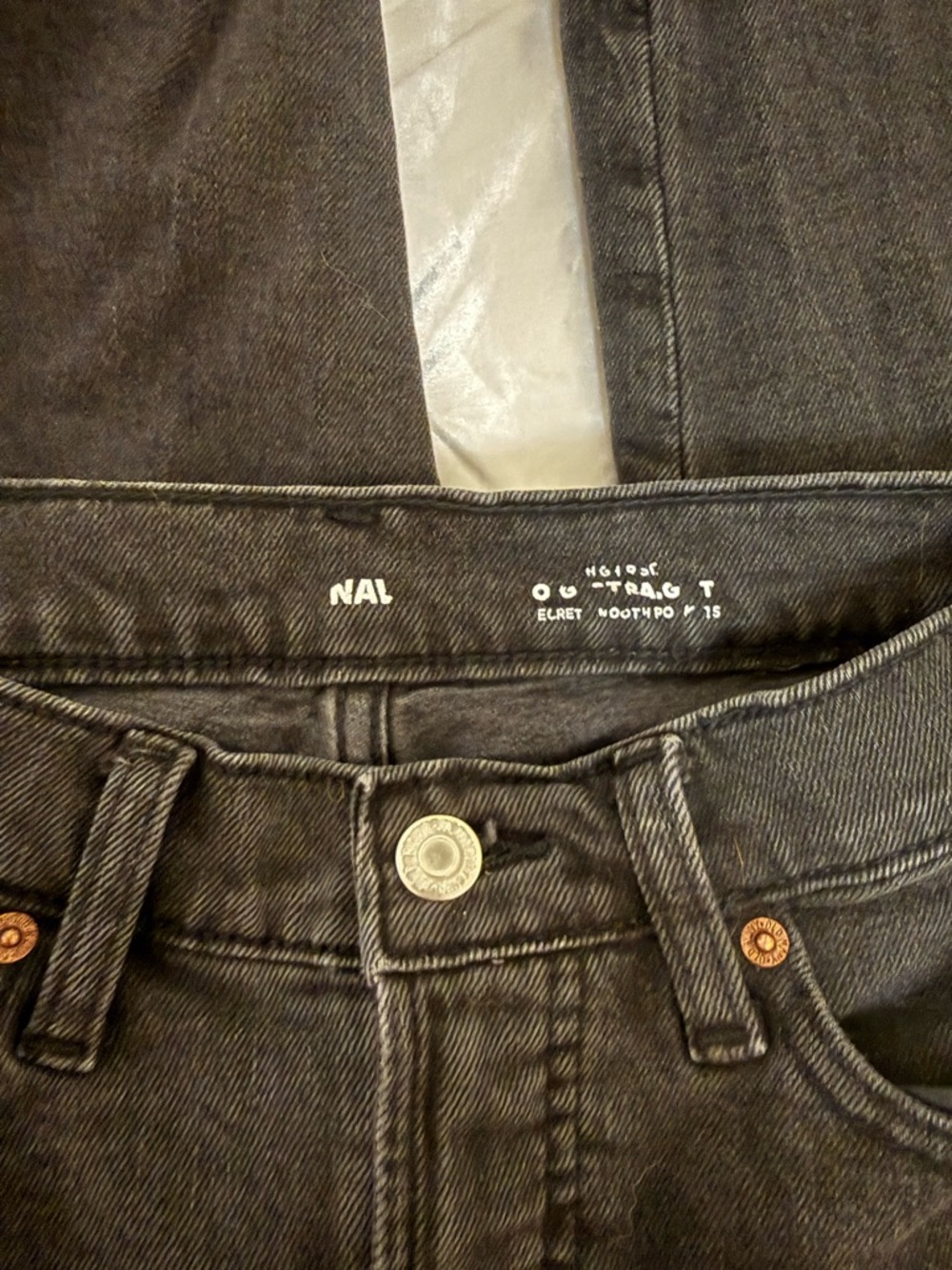 High Rise Jeans - Picture 3 of 4